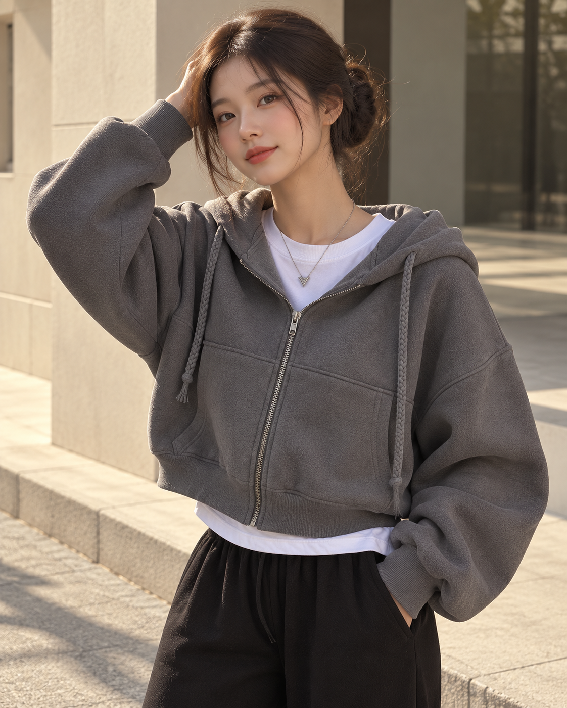Sudadera Nara cropped con cremallera