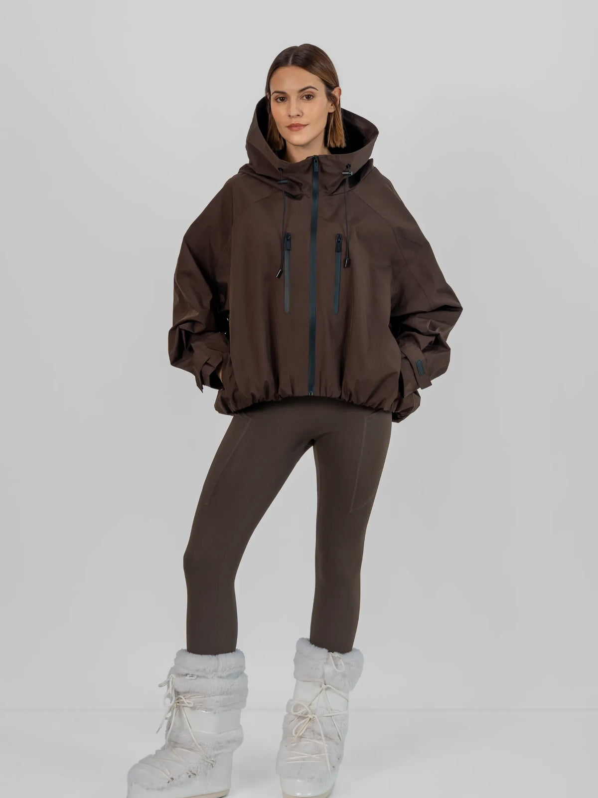 Chaqueta impermeable corta oversize
